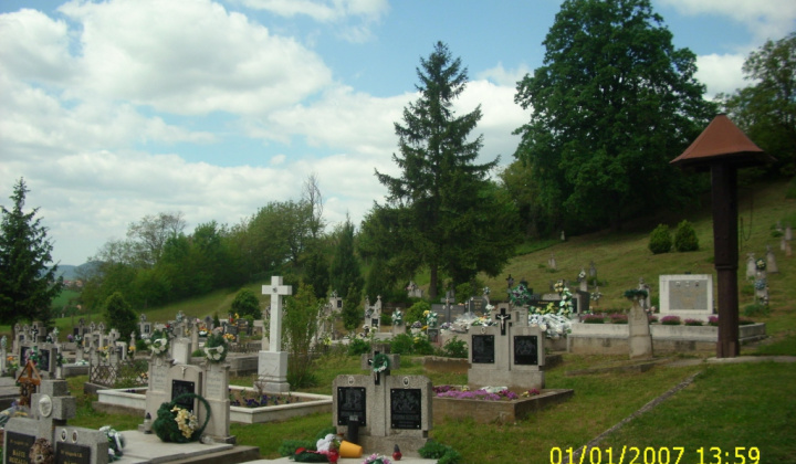 Dom smútku a cintorín