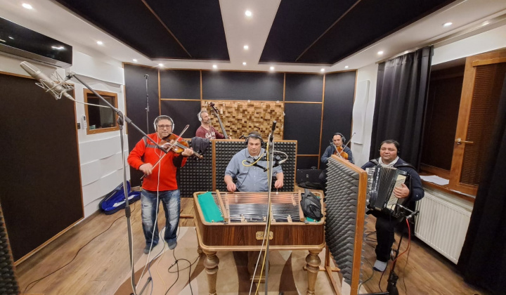Nahrávanie prvého CD Folklórnej skupiny Agačinka - 2023