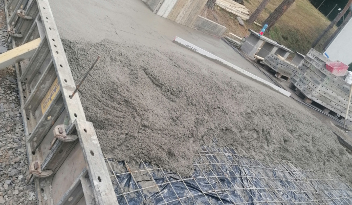 Chodníky cintorín 2025